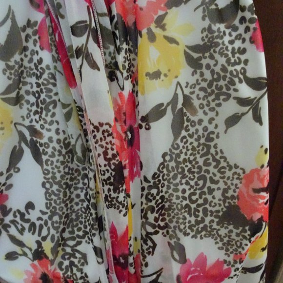 Ladies Size XS Spring/Summer Print Sundress NEW - Picture 8 of 10